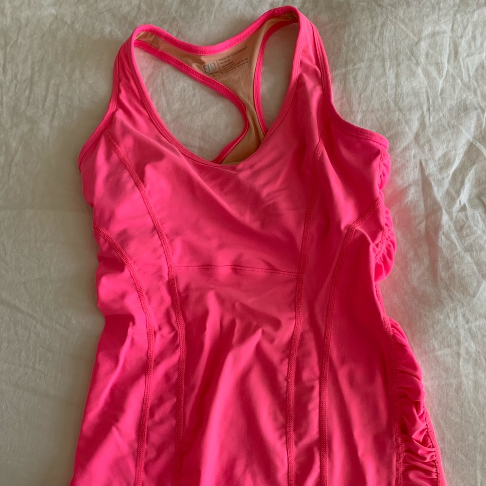 Albion fit tank